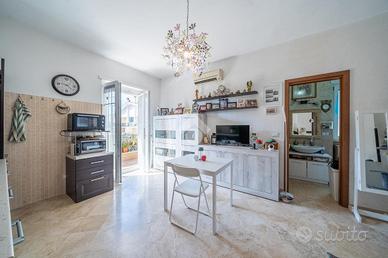 2 LOCALI A ROMA