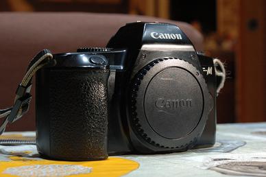 Canon EF-M Analogica