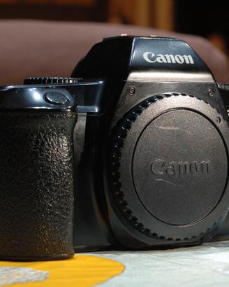 Canon EF-M Analogica