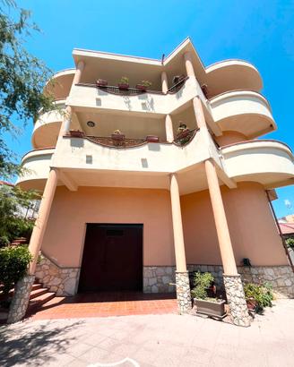 Appartamento in villa Strongoli
