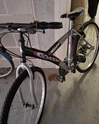 Mountain Bike shadow 400