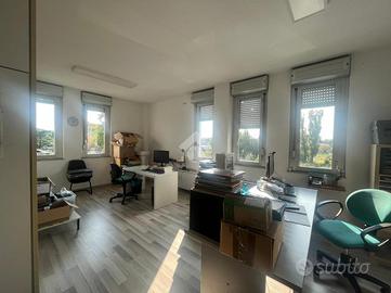 UFFICIO A CESANO BOSCONE