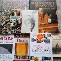 Migliaia di libri/riviste/fumetti...