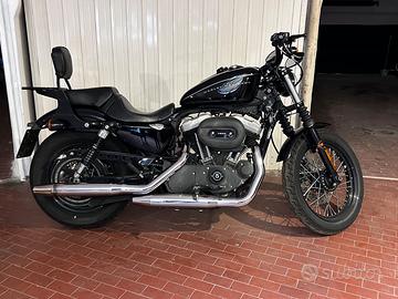 HARLEY DAVIDSON NIGHTSTER BLACK