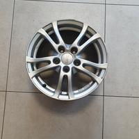 CERCHI USATI RAGGIO 15 POLLICI VOLKSWAGEN Golf 6 -