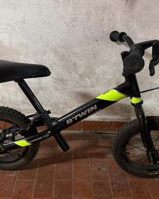 Bicicletta B TWIN senza pedali