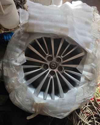 4 CERCHI IN Lega opel astra