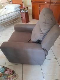 poltrona  elettrica reclinabile mondo convenienza 
