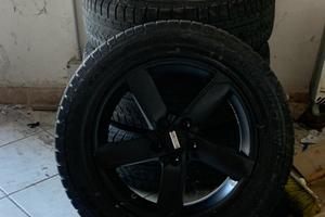 4 Cerchi e ruote Jeep
