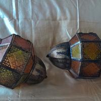 Lampadari in metallo con vetri colorati