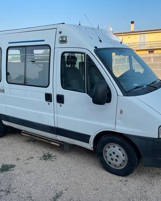 CAMPER 5 METRI TRAZIONE 4 X 4