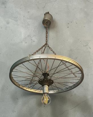Lampadario Industriale Vintage Ruota di Bicicletta