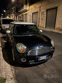 MINI COOPER D R56