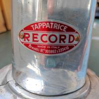 Tappatrice vintage Record