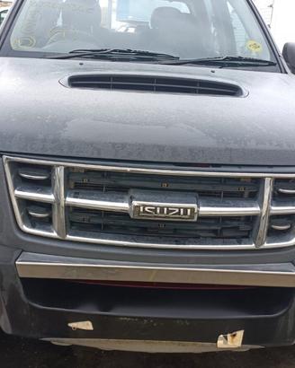 Isuzu rodeo d-max 2.5 td anno 2011 4Jk1-TC per ric