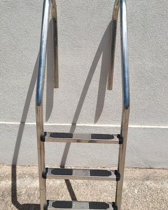 scaletta per piscina 