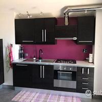 Cucina completa di elettrodomestici alta qualità