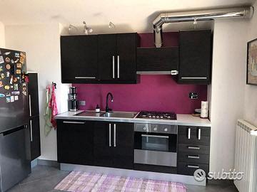 Cucina completa di elettrodomestici alta qualità