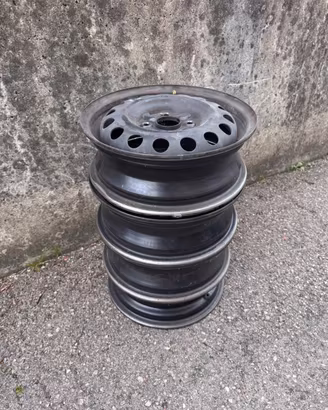 Copricerchi/cerchi in ferro Peugeot 107