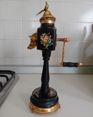 Macina pepe con carillon