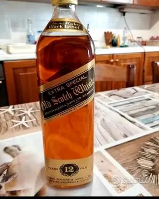 Bottiglia whisky extra special da collezione 