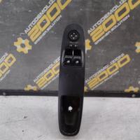 PULSANTIERA ANTERIORE SINISTRA FIAT Grande Punto 1