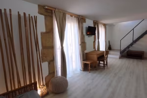 Appartmanedo independente con terrazzo