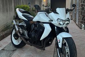 Kawasaki Z750
