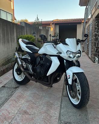 Kawasaki Z750