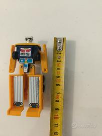 Robot trasformabile vintage made in Japan