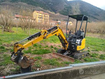 Escavatore yanmar