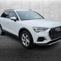AUDI Q3 35 TFSI S tronic Business Advanced