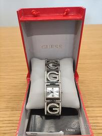 Orologio a bracciale Guess W13074L1