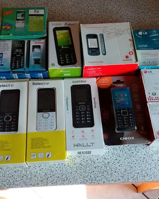 Cellulari vintage, 16 Pezzi "Nuovi"