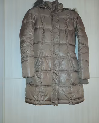 Cappotto imbottito lungo con cappuccio 