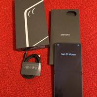 Samsung Galaxy Z Flip7 256Gb 12Gb ram