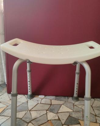 sgabello doccia