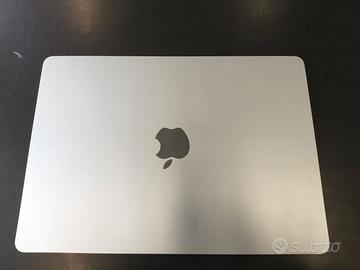 MacBook air M4 2025