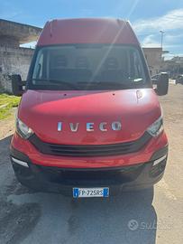 Furgone iveco daily anno 2019