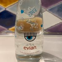 Acqua Evian chiara ferragni