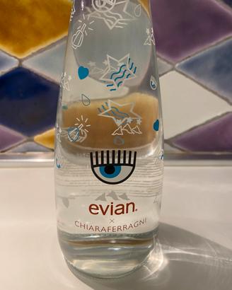 Acqua Evian chiara ferragni