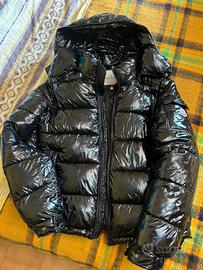 Giubbotto Moncler nero lucido