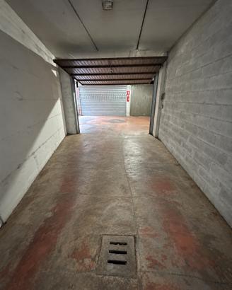 Box auto in via Castello Terni