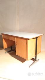 cattedra banco bancone scuola banchi sedie 