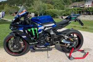 Yamaha r1 2024 urgent
