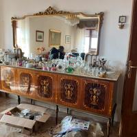 Mobile salone antico