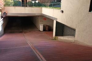Milano Affori via E. Cialdini box autorimessa