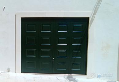 Basculante modello Berry N80 2,480 m x 2,290 m