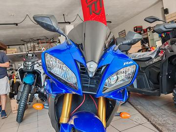 Moto r6