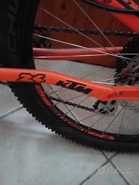 bicicletta mtb. ktm